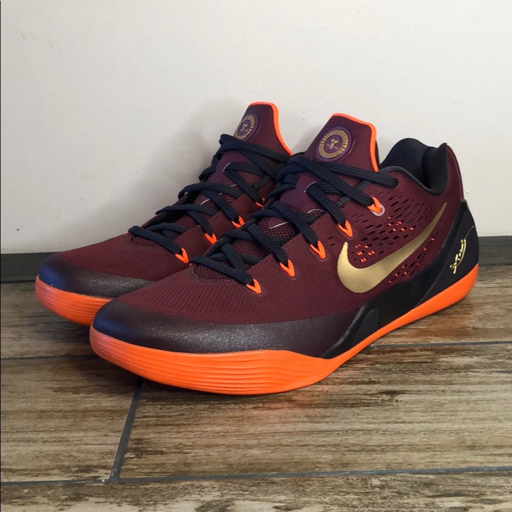 Kobe 9 EM “Deep Garnet”